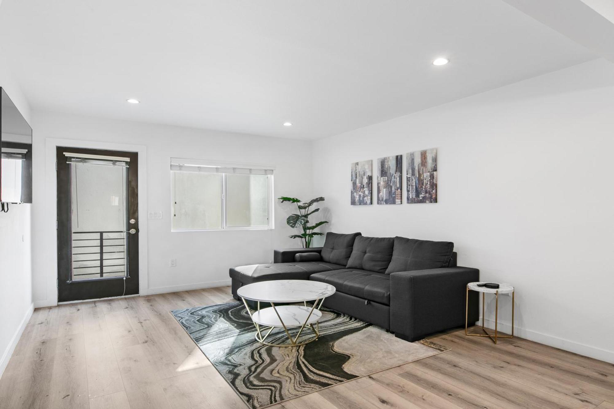 Muirfield Chic City Bungalow With Parking ลอสแอนเจลิส ภายนอก รูปภาพ